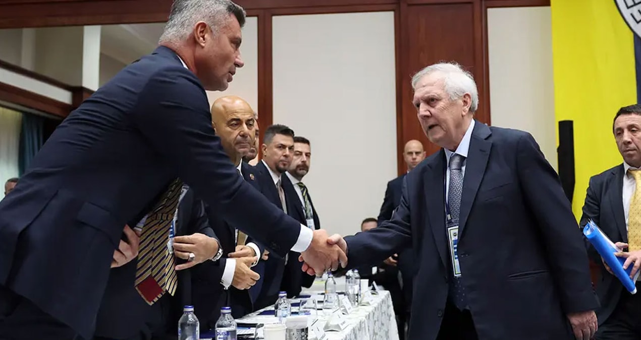 Sadettin Saran’ın beğendiği paylaşım olay oldu Sadettin saranin begendigi paylasim olay oldu FSwGzEzW